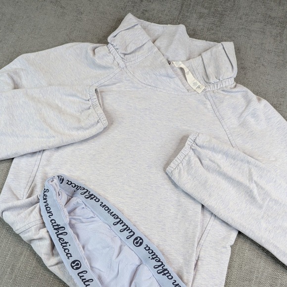 lululemon athletica Tops - Lululemon Sweatshirt Women Sz 4 Gray Funnel Neck Elastic Pullover Running Casual